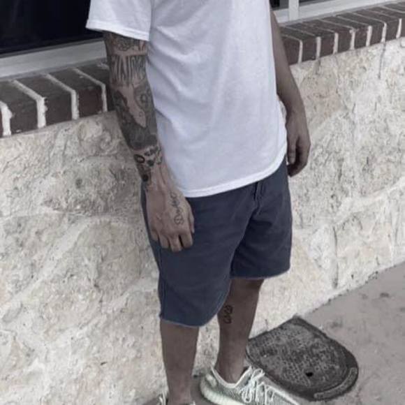 sneak305